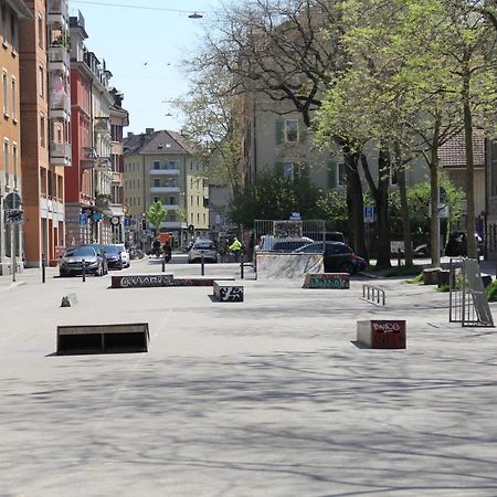 Stay2Night City Center Hostel Цюрих Екстериор снимка